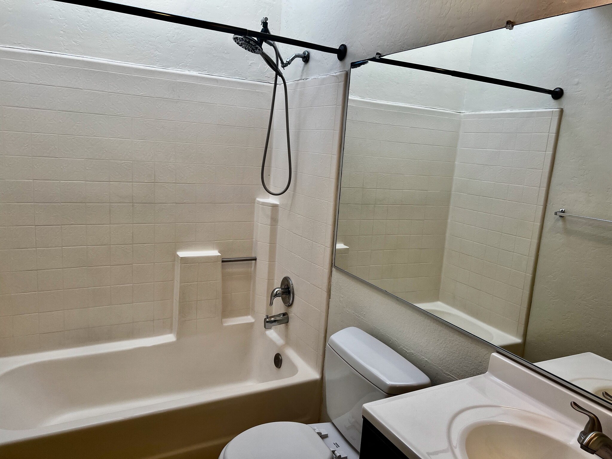 Building Photo - 7354 Mission Trails Dr