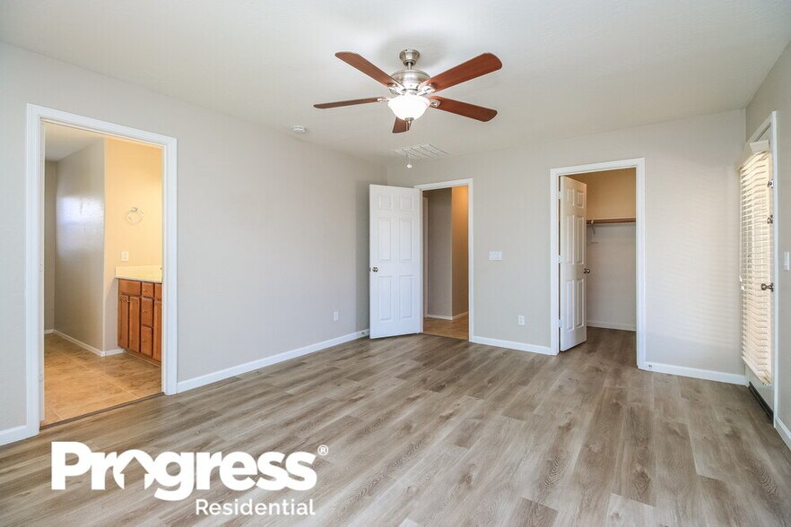 Building Photo - 4439 W Burgess Ln