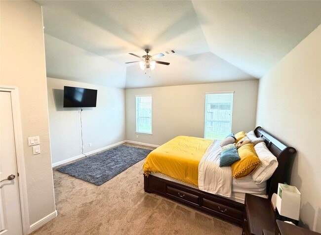 Building Photo - 244 Upland Dr