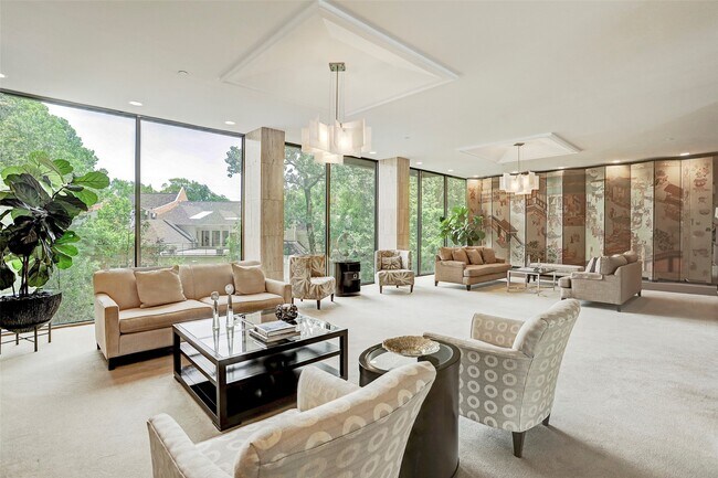 Building Photo - 49 Briar Hollow Ln