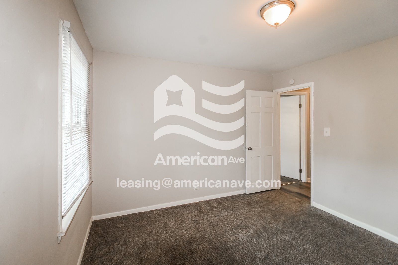 Building Photo - 2570 Greenleaf Dr