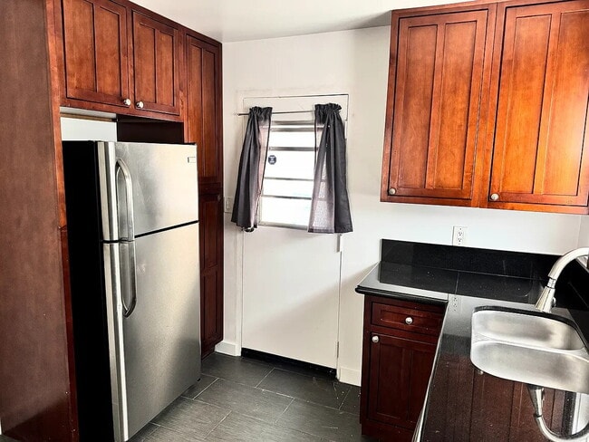 Building Photo - 4637 Marine Ave
