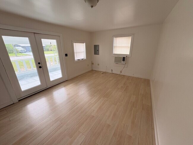 Building Photo - 1634 Wightman Ave