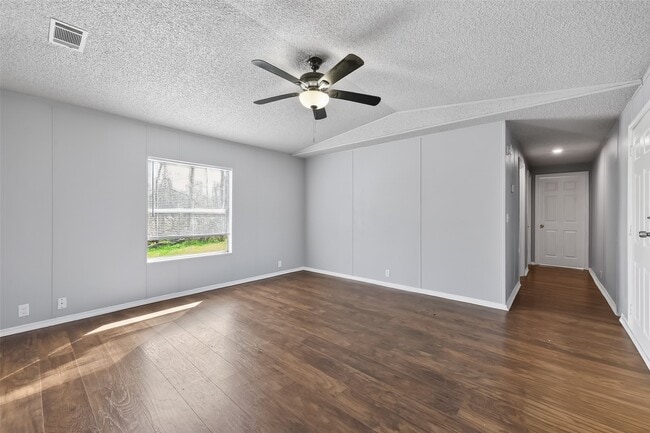 Building Photo - 9205 Tigner Rd