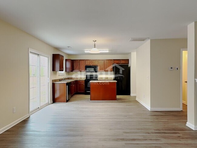 Building Photo - 133 Mount Olivet Dr