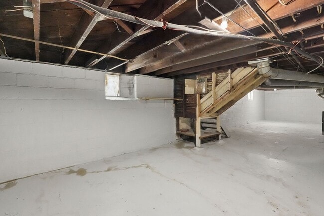 Building Photo - 41-43 N Huron Ave