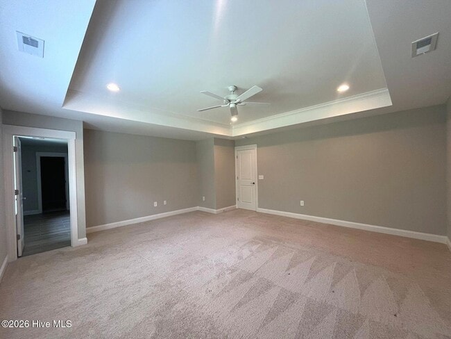 Building Photo - 404 Endicott Ct