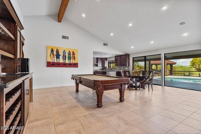 Building Photo - 10626 N Indian Wells Dr