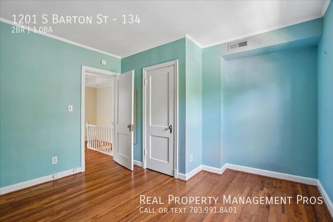Building Photo - 1201 S Barton St