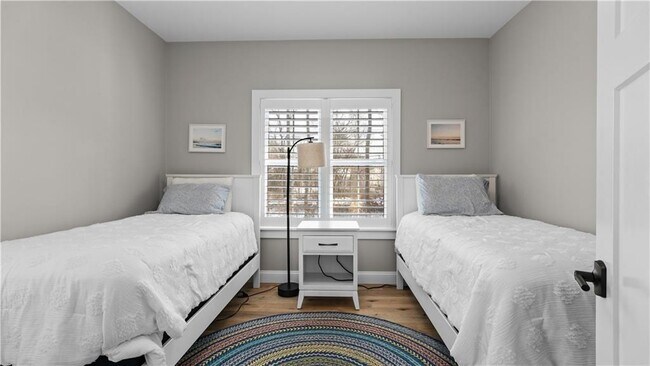 Building Photo - 1241 Saugatucket Rd