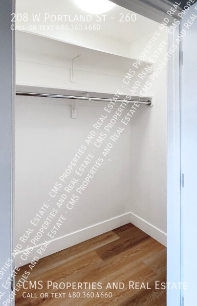 Building Photo - 208 W Portland St