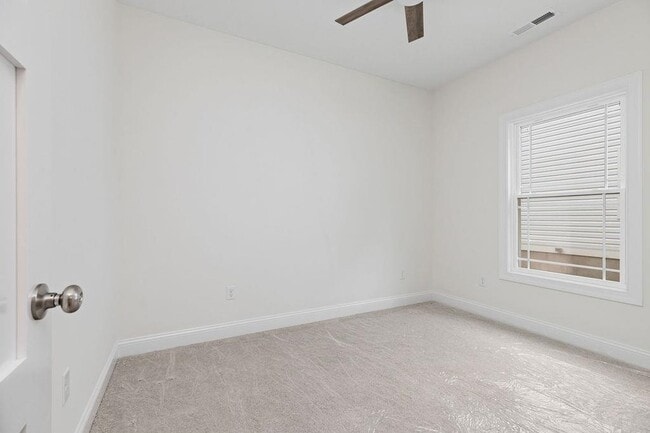 Building Photo - 1025 Frye St