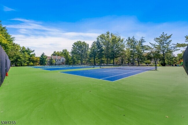 Building Photo - 15 Faxon Dr
