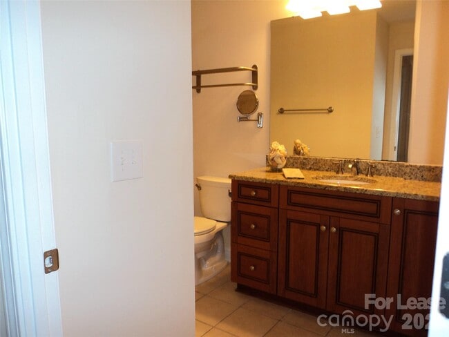 Building Photo - 300 W 5th St