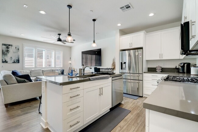 Building Photo - 3251 Crecida Way