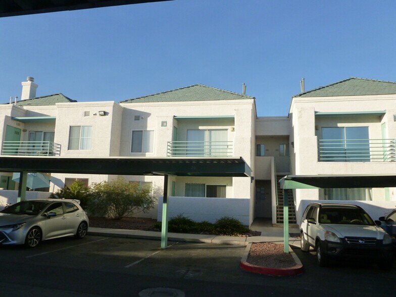 Primary Photo - 7100 Pirates Cove Rd