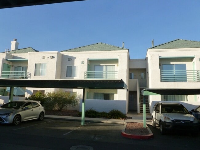 Building Photo - 7100 Pirates Cove Rd