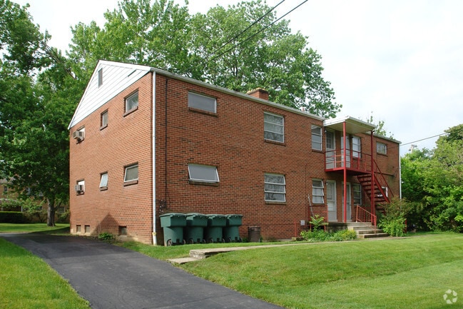 Building Photo - 162-168 Broad Meadows Blvd