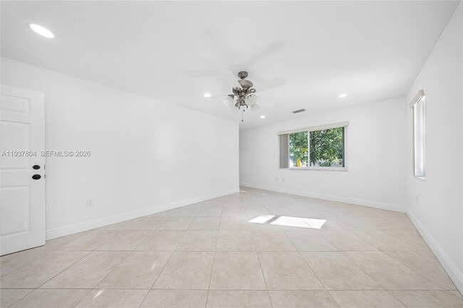 Building Photo - 6240 Gauntlet Hall Ln