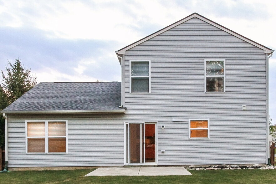 Building Photo - 16864 Maraschino Dr