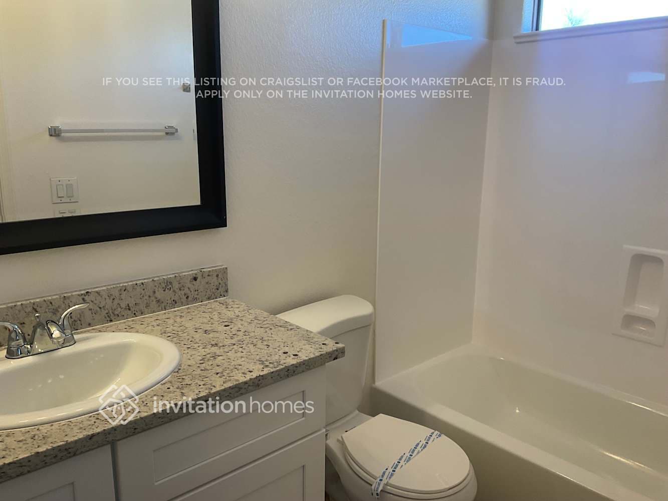 Building Photo - 8463 W Rue De Lamour