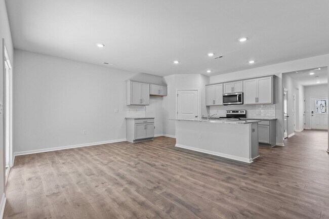Building Photo - Beautifully designed 4-bedroom, 2-bath ranch
