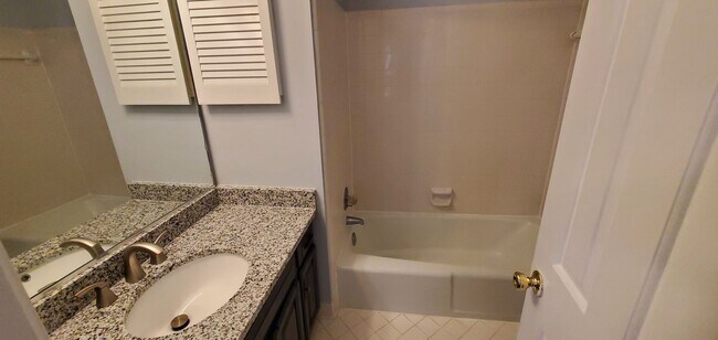 Building Photo - 1103 Yellowbell Pl
