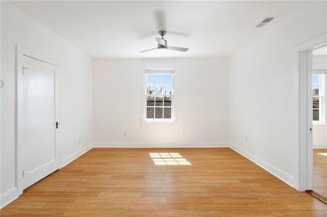 Building Photo - 1364 Constance St