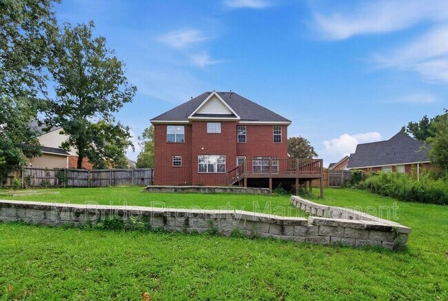 Building Photo - 827 Sonora Cir