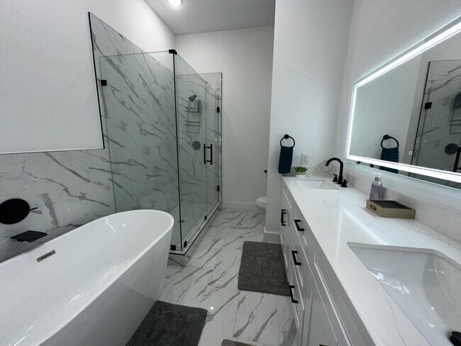 Building Photo - 1711 Ruth St