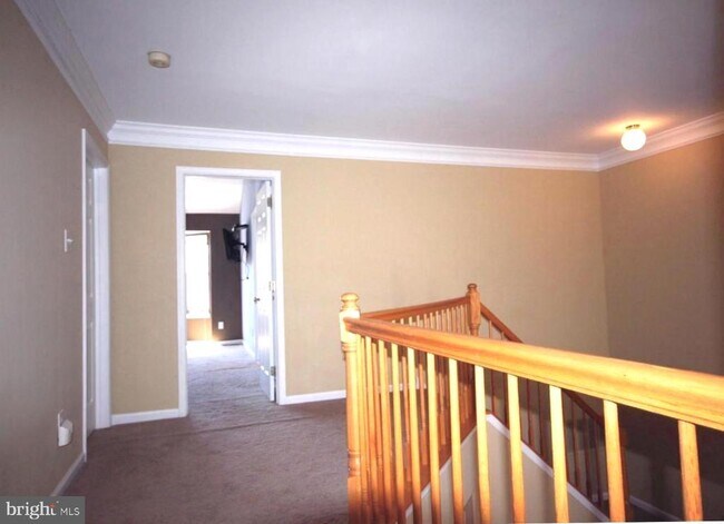 Building Photo - 508 Ascot Ct