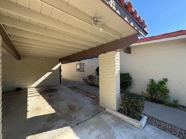 Building Photo - Beautiful 2B/2BA Home in Rancho Bernardo i...
