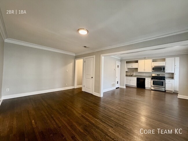 Building Photo - 217 E 46th St