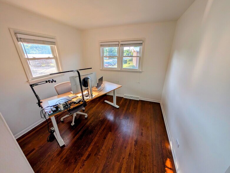 Building Photo - 630 Hibbard Rd