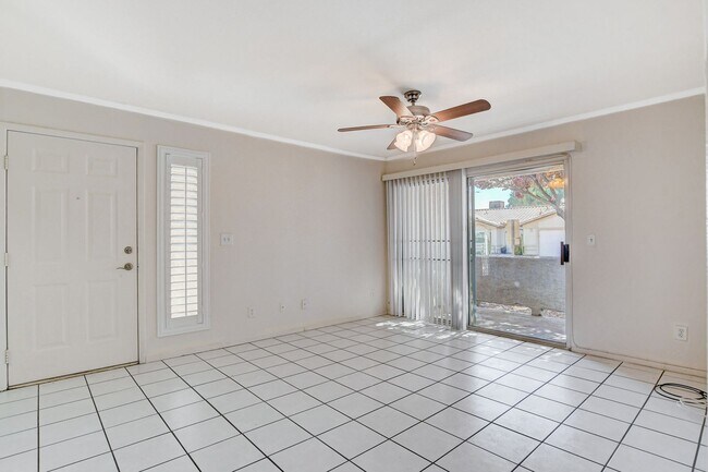 Building Photo - AMERICANA Property Mgmt - Gated 1st floor ...