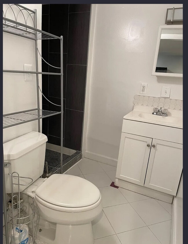 Building Photo - 4014 Annellen Rd