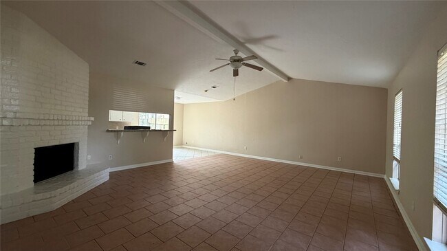 Building Photo - 1006 Grand Jct Dr
