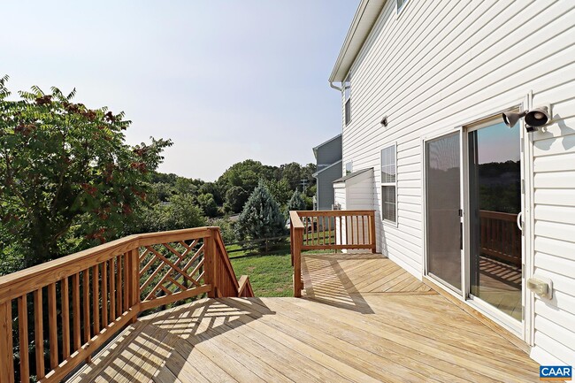 Building Photo - 96 Holly Hill Dr