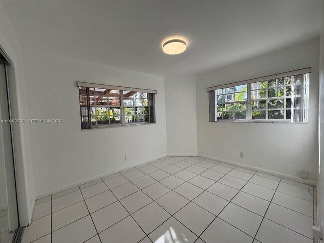 Building Photo - 65 Bentley Dr