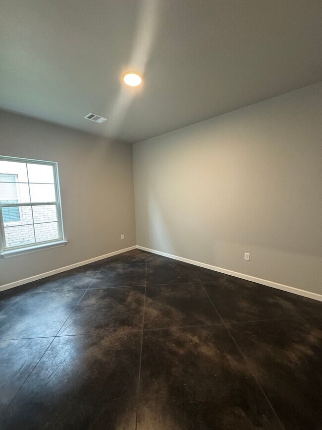 Building Photo - Located in Beacon Pointe!!! New developmen...