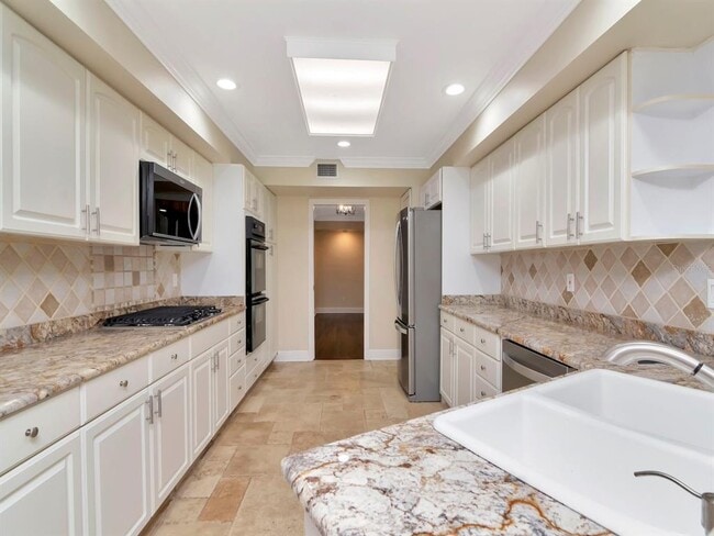 Building Photo - 165 Baltic Cir