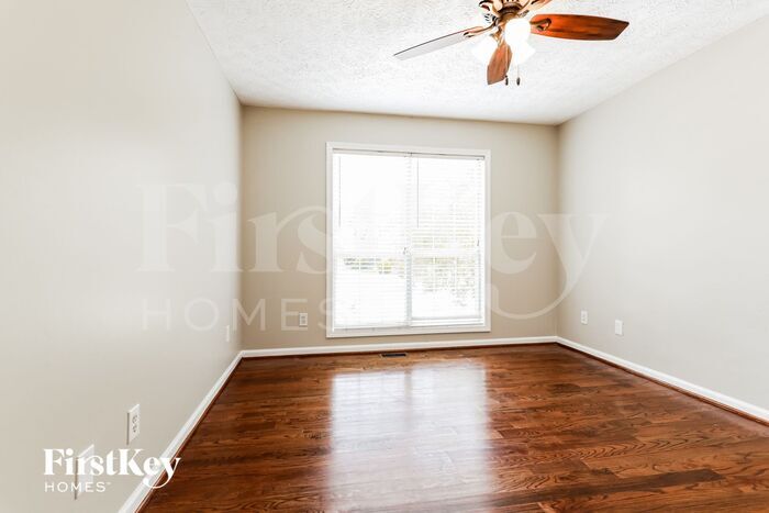 Building Photo - 1045 Eagle Pointe Dr NW