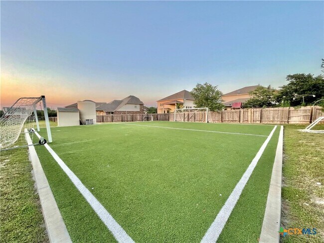 Building Photo - 110 Nick Price Loop