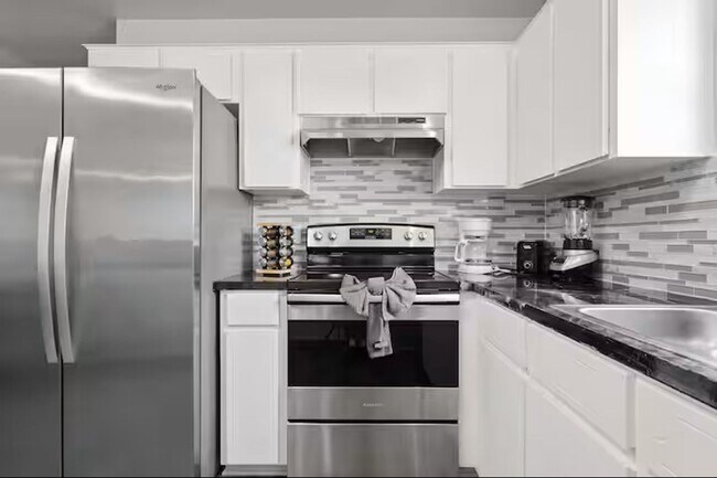 Building Photo - 4203 Deek Dr