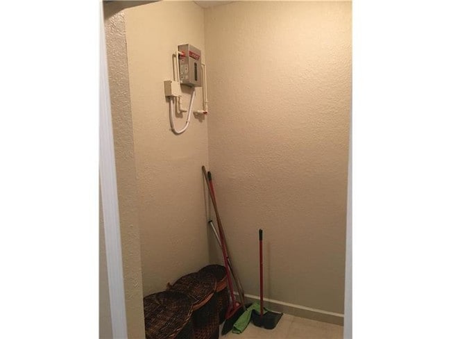 Building Photo - 7748 NW 200th Ln