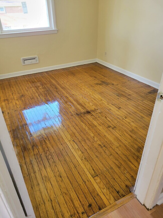 Hardwood floor bedroom #1 - 1611 Clarice Way