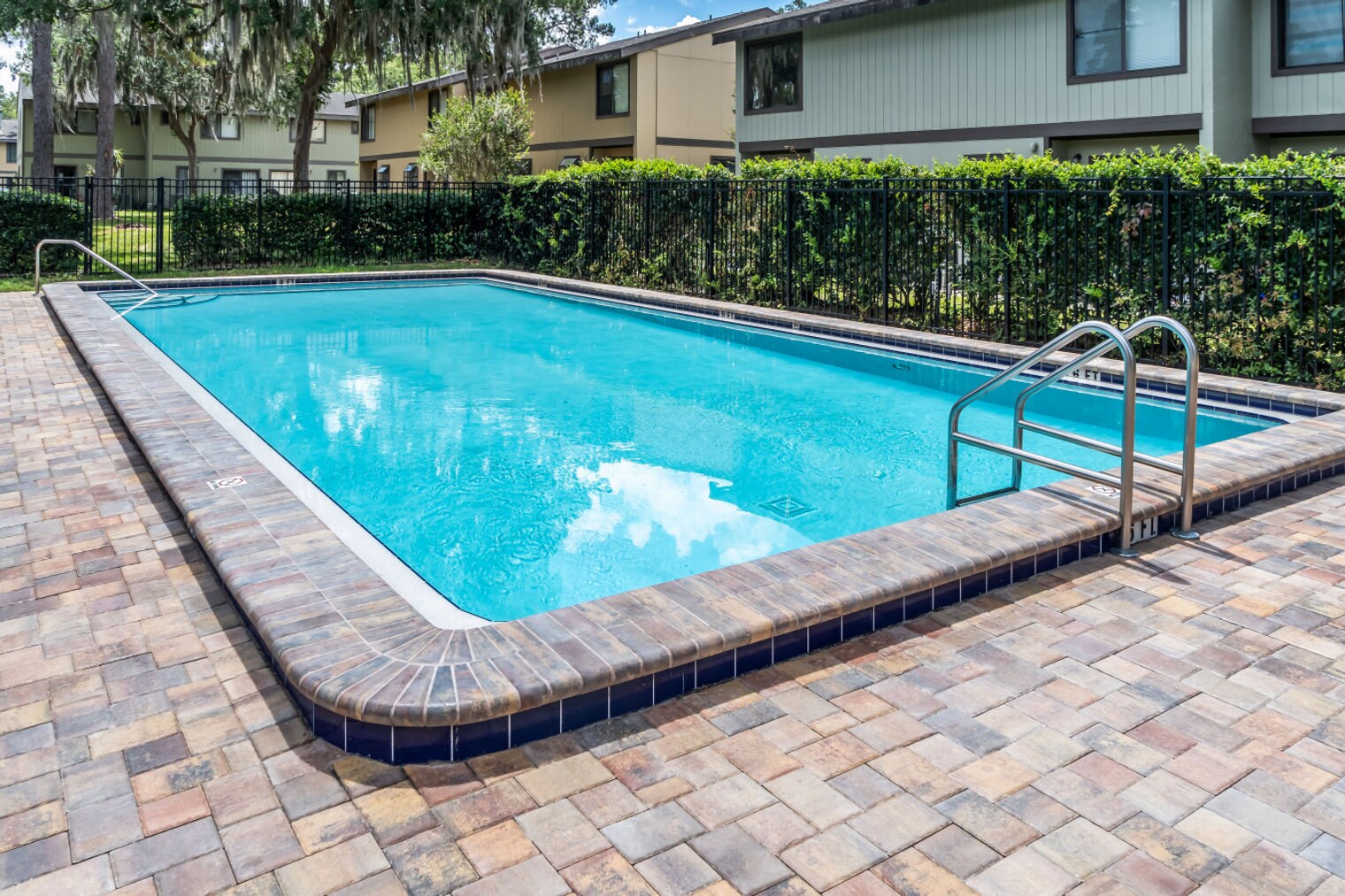 Building Photo - 2300 SW 43rd St