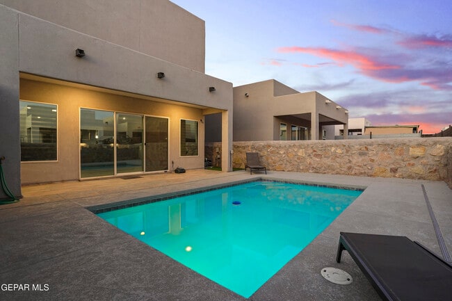 Building Photo - 12308 Desert Heights Ct