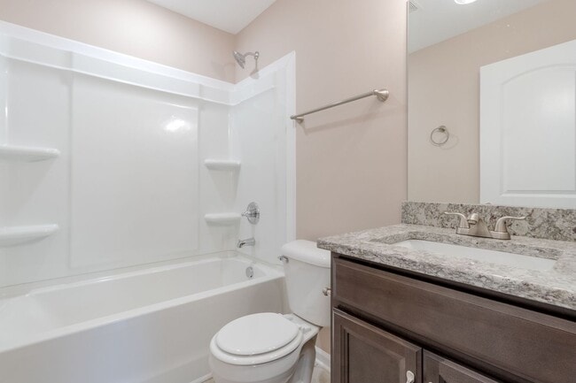 Building Photo - 413 Hietts Ln