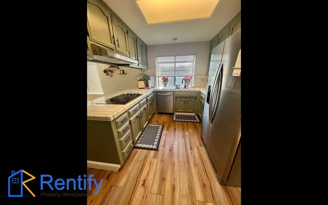 Building Photo - Gated 2bed/2bath home with lots of amenities